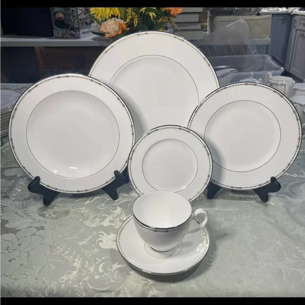Rare Waterford‎ Crystal Basque China 6 Piece Place Setting Discontinued Vintage